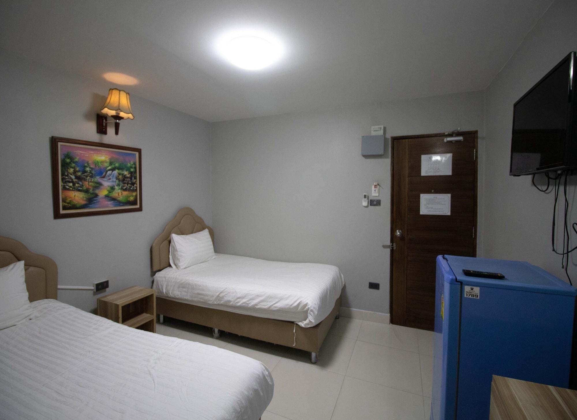 Kun Hotel Nakhonratchasima Екстериор снимка